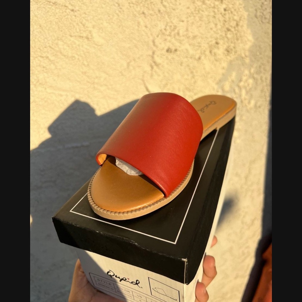 Womens sandals